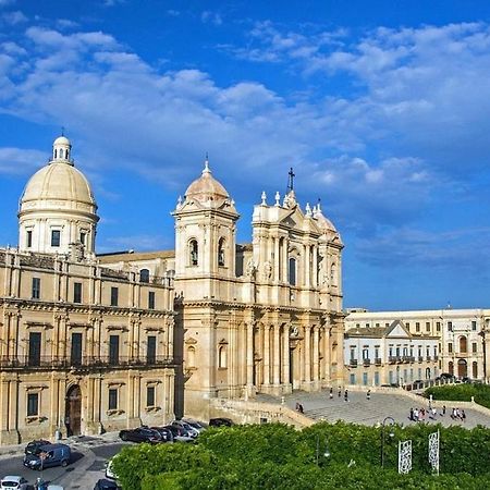 Landolina Palace Hotel Noto Eksteriør billede