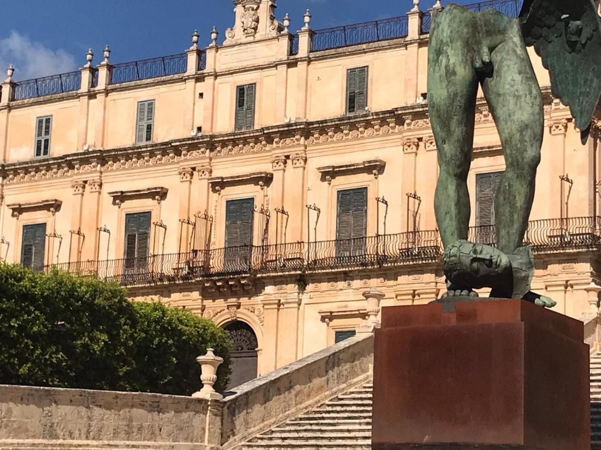 Landolina Palace Hotel Noto Eksteriør billede