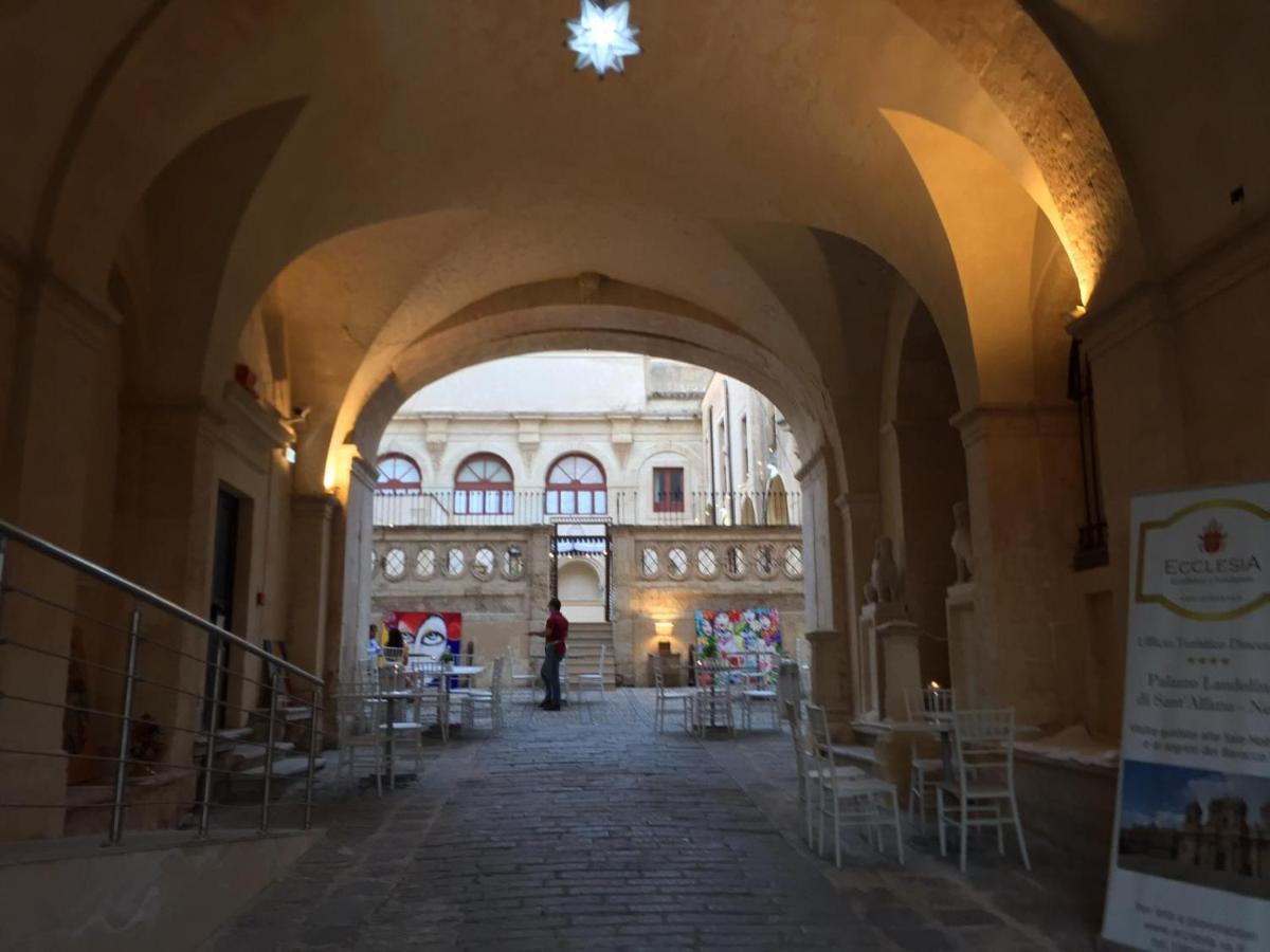 Landolina Palace Hotel Noto Eksteriør billede