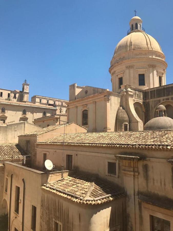 Landolina Palace Hotel Noto Eksteriør billede