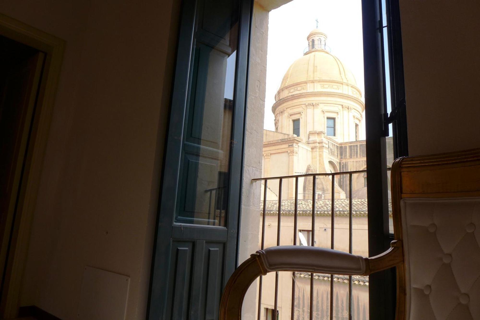 Landolina Palace Hotel Noto Eksteriør billede