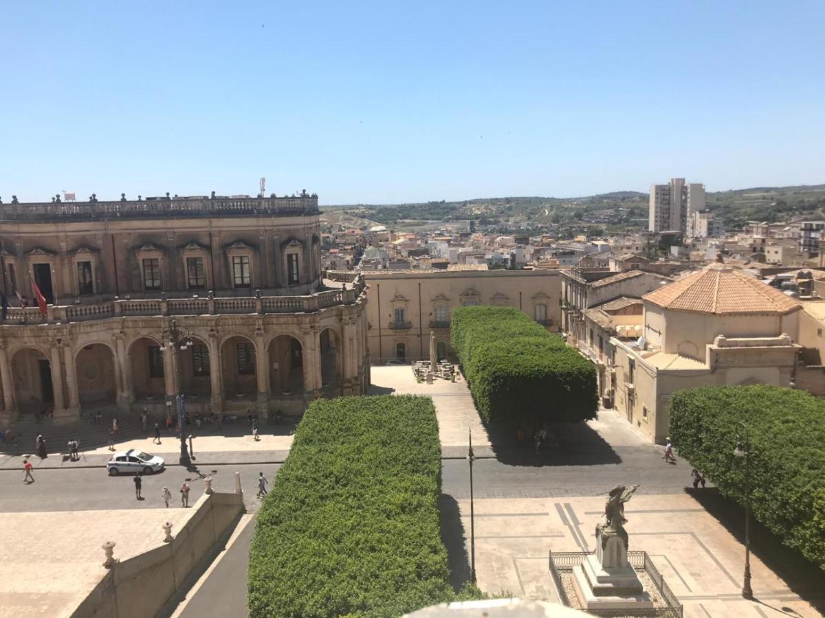 Landolina Palace Hotel Noto Eksteriør billede